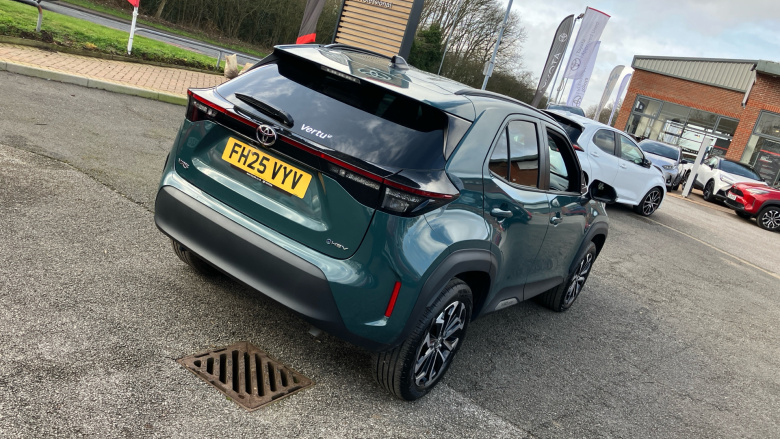 Toyota Yaris Cross 1.5 Hybrid Design 5dr CVT Hybrid Estate